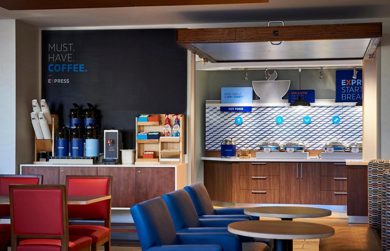 Holiday Inn Express & Suites Woodside Laguardia Airport نيو يورك المظهر الخارجي الصورة