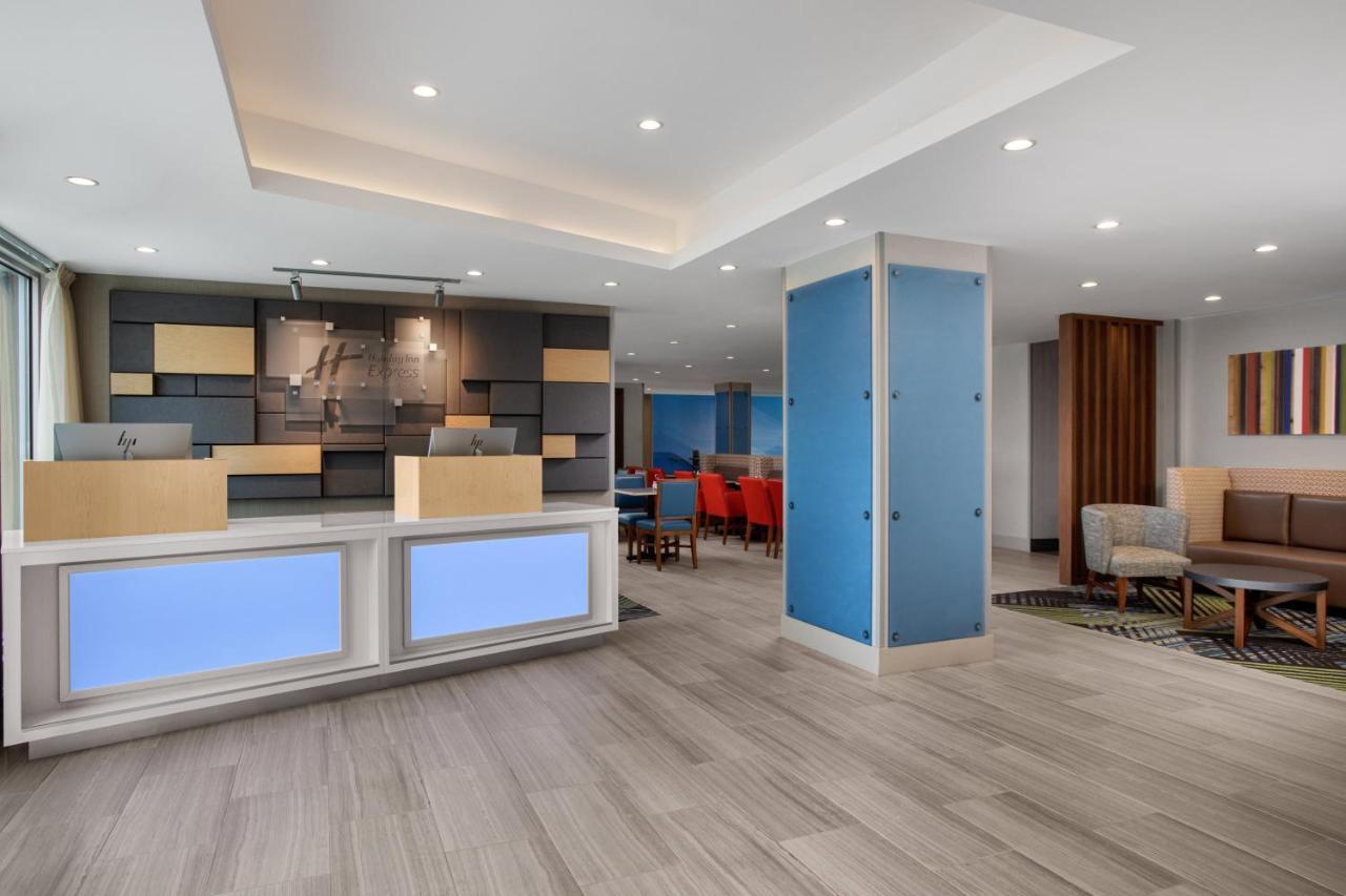 Holiday Inn Express & Suites Woodside Laguardia Airport نيو يورك المظهر الخارجي الصورة