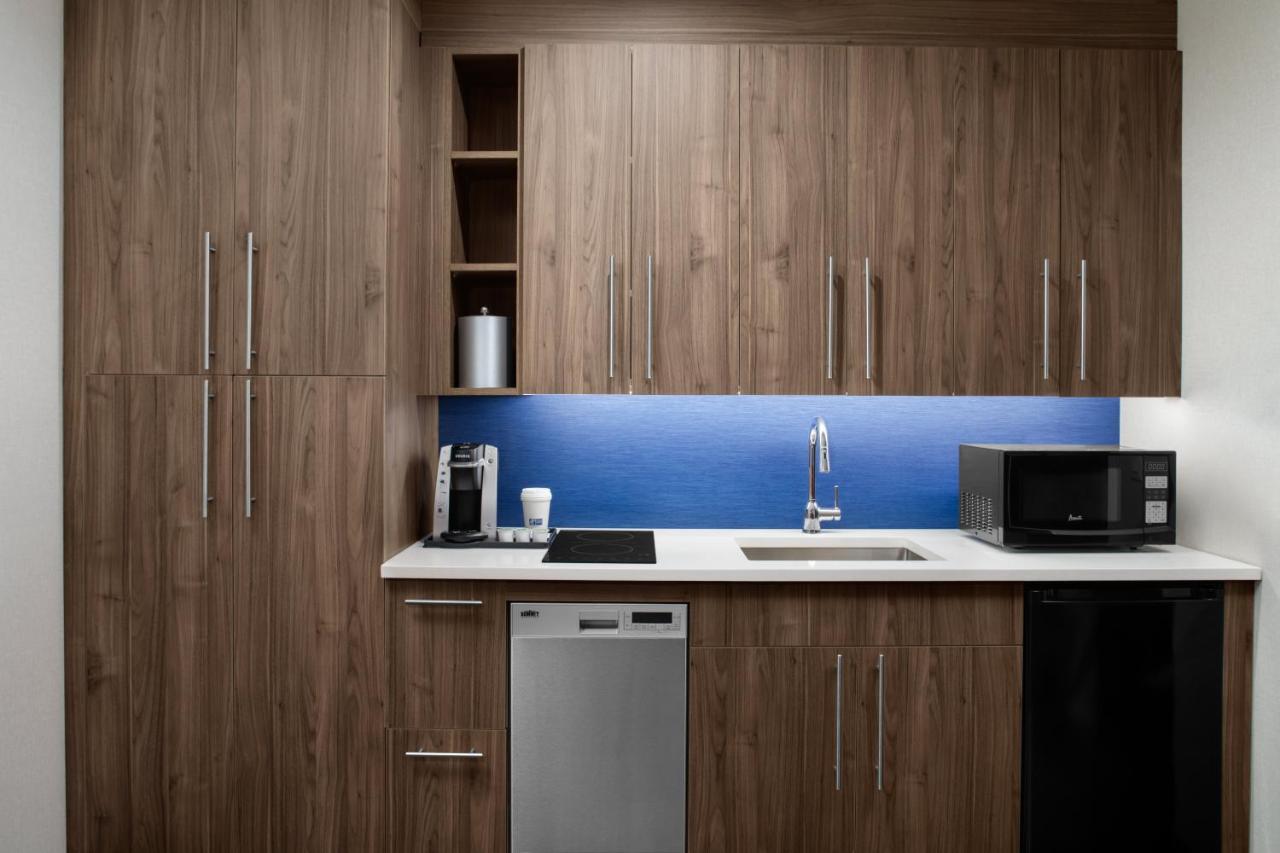 Holiday Inn Express & Suites Woodside Laguardia Airport نيو يورك المظهر الخارجي الصورة